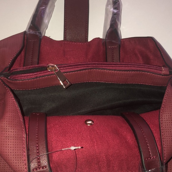 Main Street Market Canvas Burgundy Handbag - Picture 6 of 7